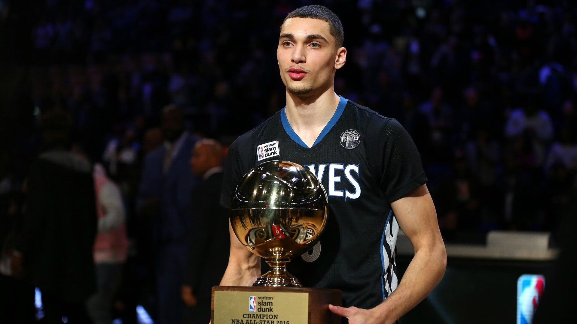 亚冠联赛中国青年队惨败 球迷期待教练调整，亚冠青训